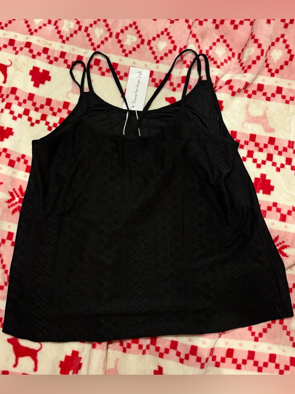 EYELET EMBROIDERY SCOOP-NECK CAMISOLE 🖤 - Picture 10 of 14